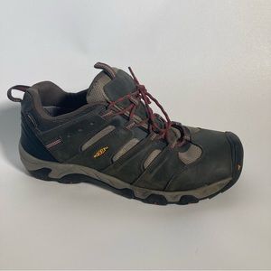 Men’s Keen Hiking boots size 13